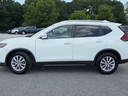 Used 2019 Nissan Rogue SV FWD image 5