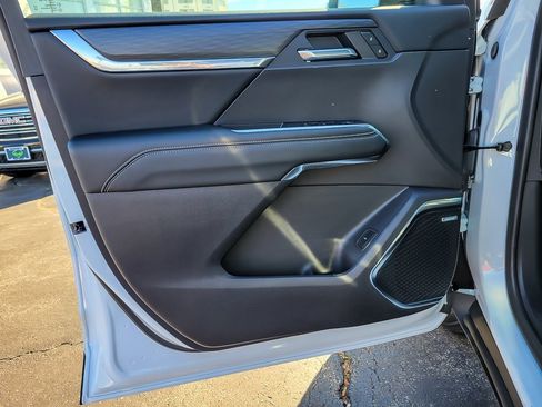 Certified 2025 GMC Acadia Elevation image 16