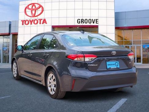 Used 2025 Toyota Corolla LE FWD image 3
