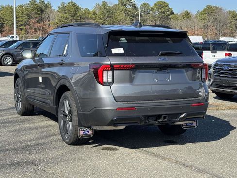 New 2026 Ford Explorer ST-Line AWD/4WD image 5