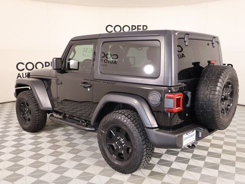 Used 2020 Jeep Wrangler Sport AWD/4WD image 20