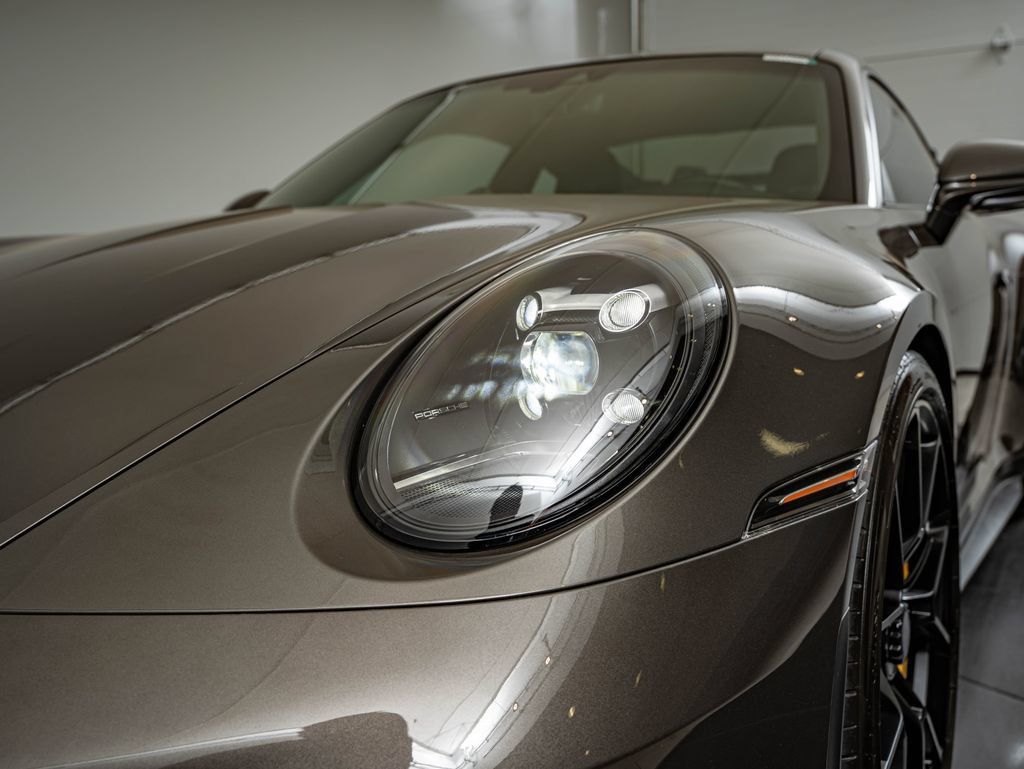 Certified 2022 Porsche 911 GT3 RWD image 16