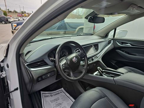 Used 2020 Buick Enclave Essence w/ Sound and Sites Package AWD/4WD image 15