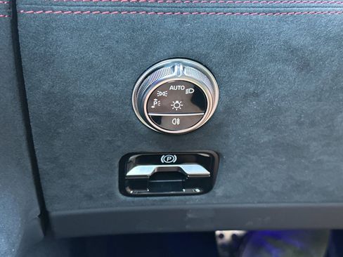 Used 2025 Mercedes-Benz SL 63 AMG S e Performance 4MATIC image 30