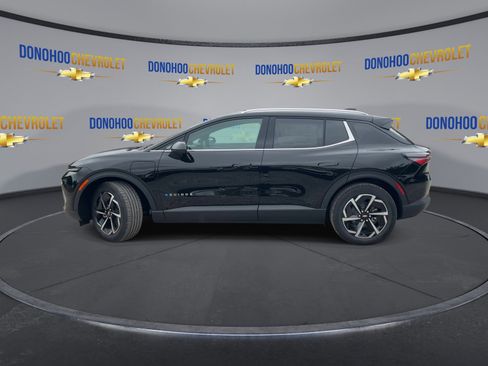 New 2026 Chevrolet Equinox EV LT image 8