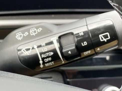 New 2026 Kia Sportage EX FWD image 17