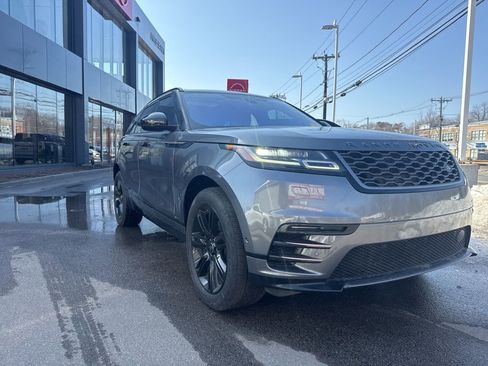 Used 2019 Land Rover Range Rover Velar R-Dynamic SE image 10