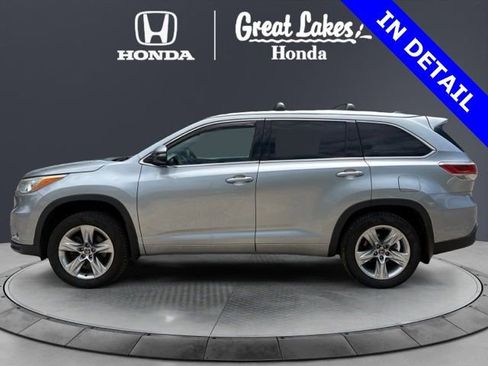 Used 2016 Toyota Highlander Limited AWD/4WD image 3