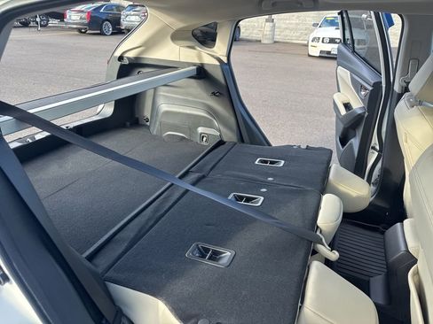 Certified 2022 Subaru Impreza 2.0i Limited image 18