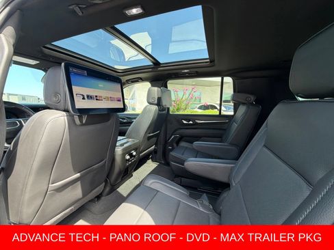 Used 2024 GMC Yukon XL Denali w/ Advanced Technology Package AWD/4WD image 3