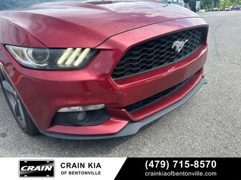 Used 2017 Ford Mustang Coupe RWD image 9