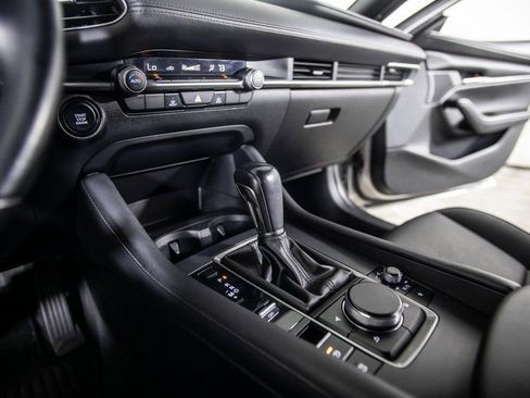 Used 2023 MAZDA MAZDA3 s image 24