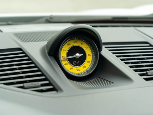 Certified 2021 Porsche 911 Turbo S image 29