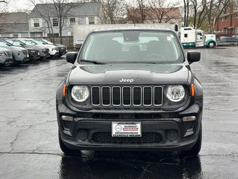 Used 2022 Jeep Renegade Sport AWD/4WD image 2