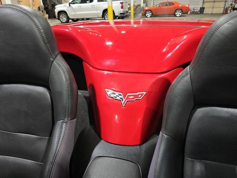 Used 2007 Chevrolet Corvette Convertible w/ Preferred Equipment Group image 35