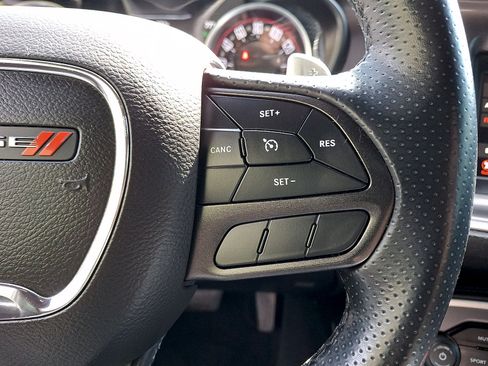 Used 2022 Dodge Challenger GT RWD image 18