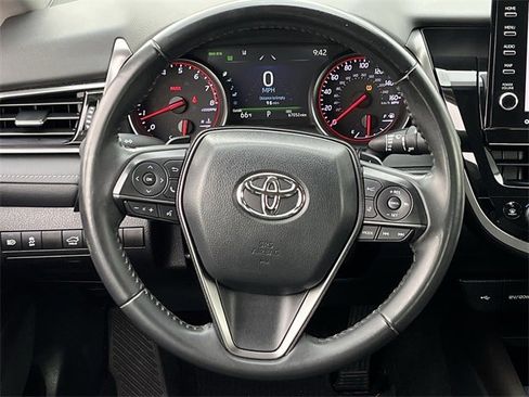 Used 2022 Toyota Camry XSE image 13