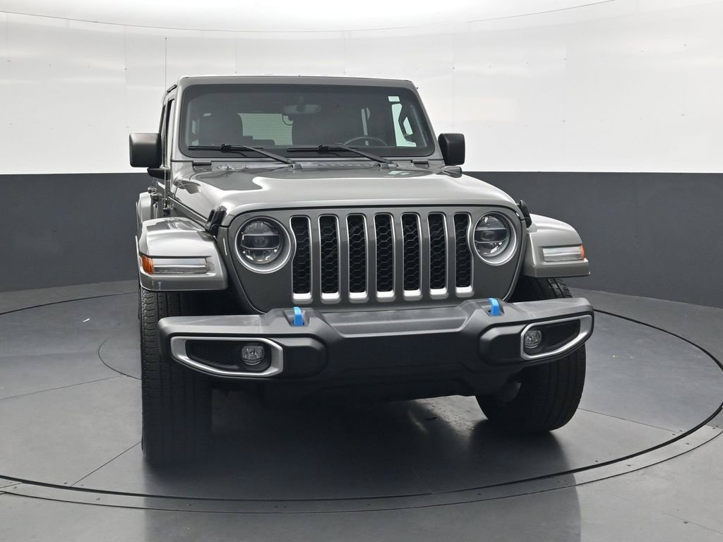 Used 2022 Jeep Wrangler Unlimited Sahara AWD/4WD image 2