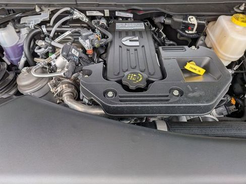 New 2026 RAM 5500 Tradesman AWD/4WD image 26