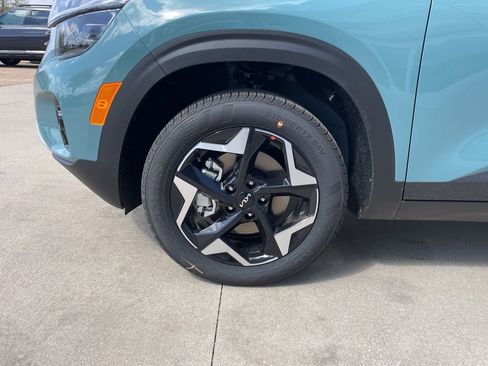 New 2026 Kia Seltos EX AWD/4WD image 15