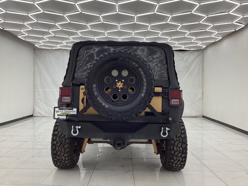 Used 2013 Jeep Wrangler Sport image 10