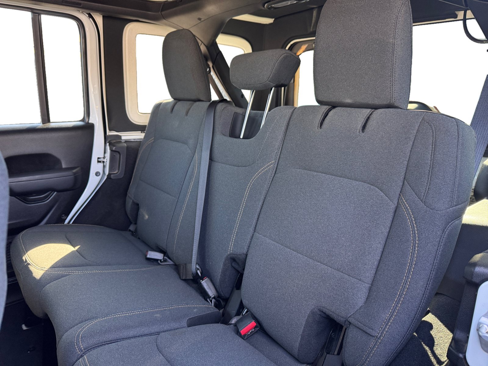 Used 2025 Jeep Wrangler Unlimited Sport AWD/4WD image 13