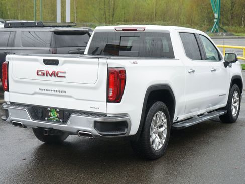Used 2021 GMC Sierra 1500 SLT w/ SLT Premium Plus Package AWD/4WD image 5