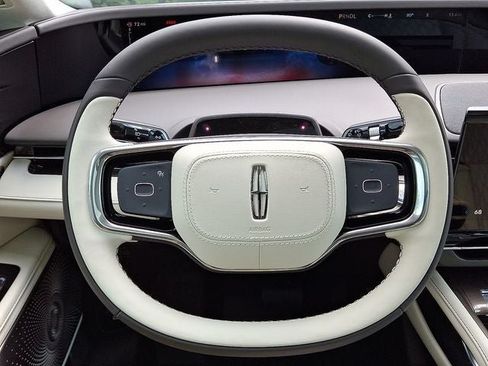 New 2026 Lincoln Nautilus Black Label AWD/4WD image 10