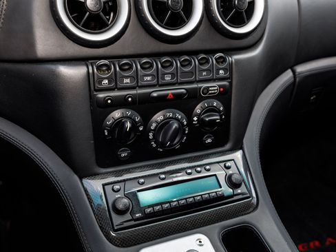 Used 2005 Ferrari 575M Maranello Superamerica RWD image 31