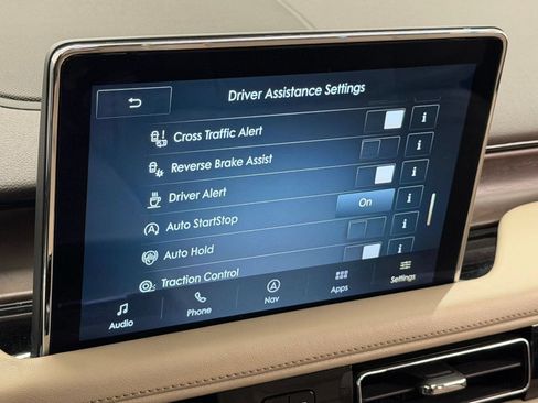 Used 2020 Lincoln Aviator Reserve w/ Equipment Group 202A AWD/4WD image 21