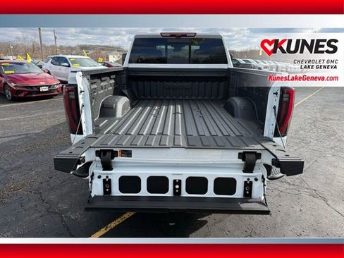 New 2026 GMC Sierra 2500 AT4 w/ AT4 Premium Plus Package AWD/4WD image 26