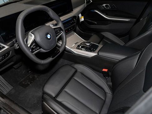 New 2026 BMW 330i xDrive Sedan w/ Convenience Package AWD/4WD image 15