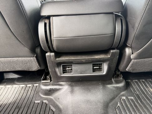 Used 2021 GMC Sierra 2500 4x4 Crew Cab w/ Convenience Package image 25