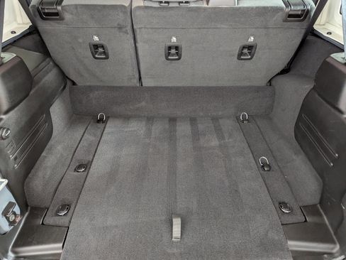 Used 2025 Jeep Wrangler Sahara image 20