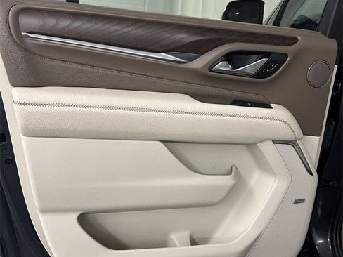 Used 2021 GMC Yukon XL Denali w/ LPO, Illumination Package image 28