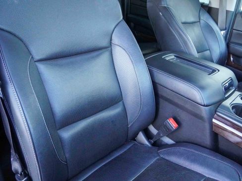 Used 2018 GMC Yukon XL SLT w/ Open Road Package image 13