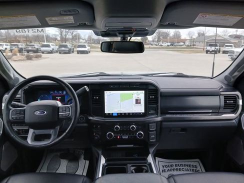 Used 2023 Ford F250 Lariat w/ Sport Appearance Package AWD/4WD image 28