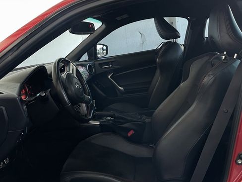 Used 2014 Subaru BRZ Limited w/ Popular Package #2B image 25