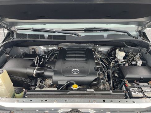 Used 2014 Toyota Tundra SR5 w/ TRD Off Road Package image 14