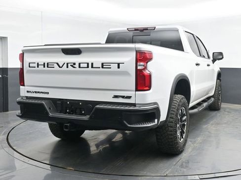 Used 2025 Chevrolet Silverado 1500 ZR2 w/ Technology Package AWD/4WD image 14
