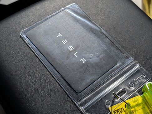Used 2023 Tesla Model 3 Performance image 31