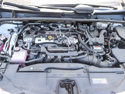 Used 2025 Toyota Prius Plug-In Hybrid FWD image 26