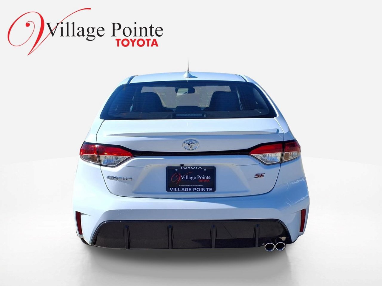 Certified 2027 Toyota Corolla SE FWD image 4
