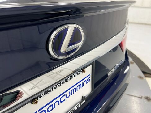 Used 2014 Lexus ES 300h image 27