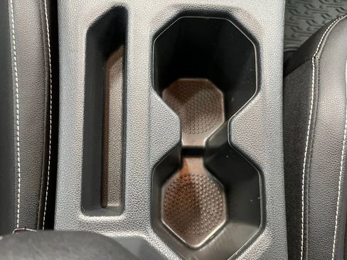 Certified 2024 Volkswagen Jetta SE w/ Panoramic Sunroof Package image 15