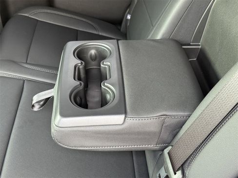 Used 2023 GMC Sierra 1500 SLT w/ SLT Premium Plus Package image 29