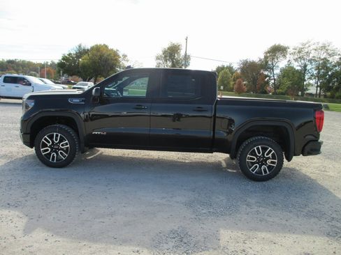 New 2026 GMC Sierra 1500 AT4 w/ AT4 Premium Package image 9