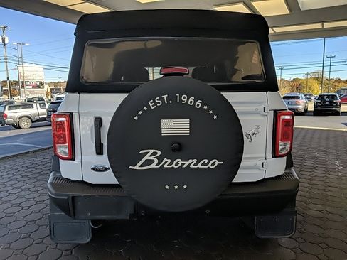 Certified 2022 Ford Bronco Black Diamond image 6