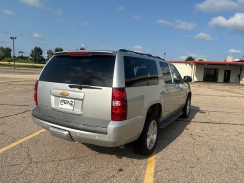 Used 2013 Chevrolet Suburban LT AWD/4WD image 8
