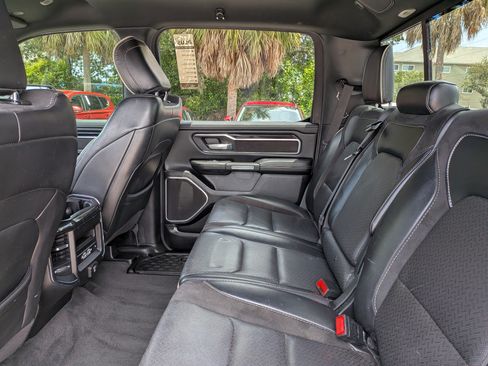 Used 2020 RAM 1500 Laramie AWD/4WD image 14
